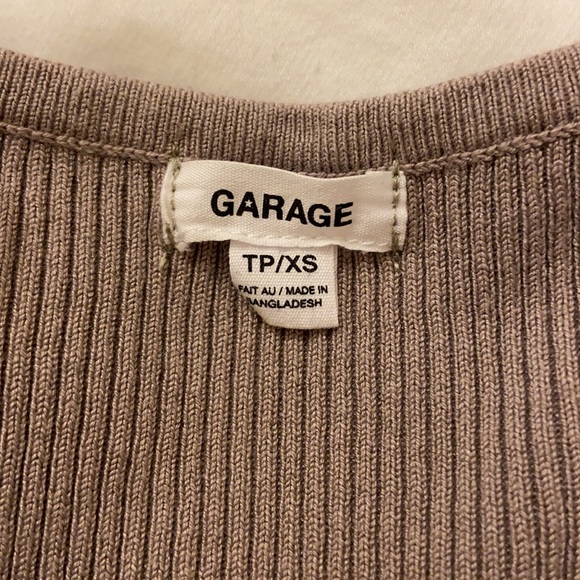 Tight long-sleeve brown shirt from Garage. - Picture 3 of 3